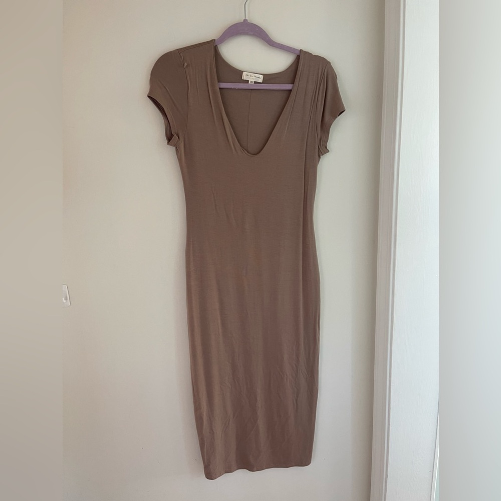 See You Monday Los Angeles Brown Dress! Size Large. Comfortable and cute!